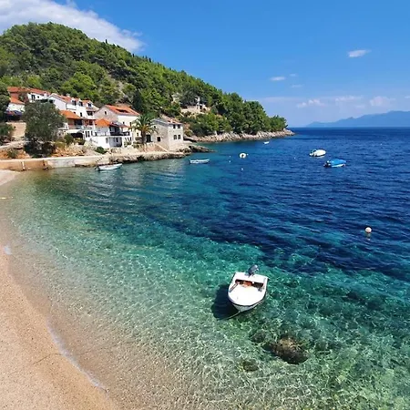 Seaview Pool Apartment-lumiere, Island Hvar-gdinj Apartmán *