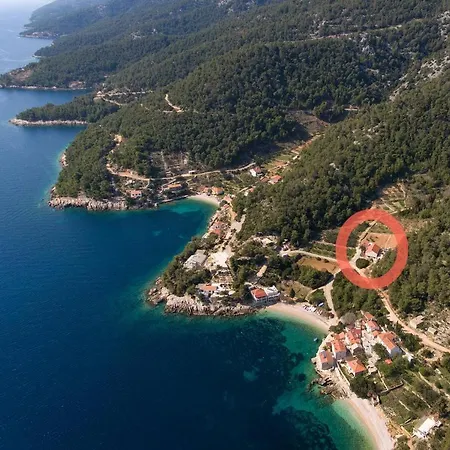 Seaview Pool Apartment-lumiere, Island Hvar-gdinj *