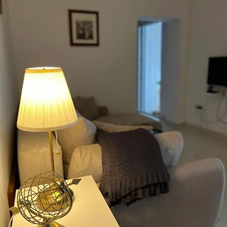 Seaview Pool Apartment-lumiere, Island Hvar-gdinj Apartmán