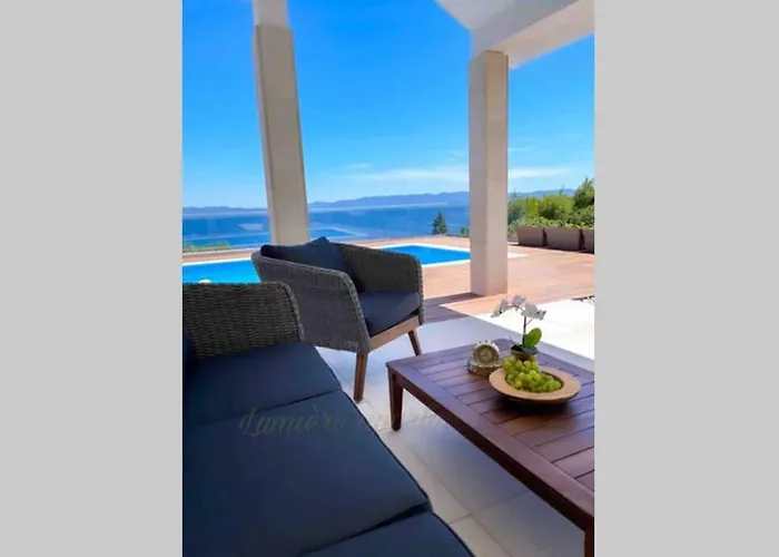 Seaview Pool Apartment-lumiere, Island Hvar-gdinj דירה Gdinj