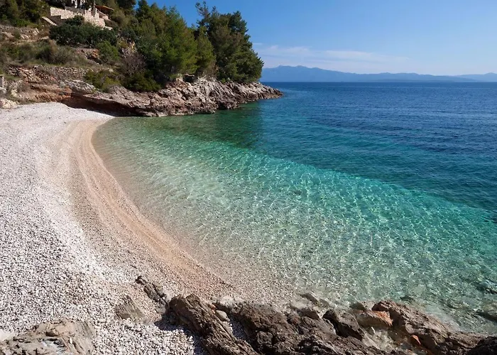 Seaview Pool Apartment-lumiere, Island Hvar-gdinj Gdinj